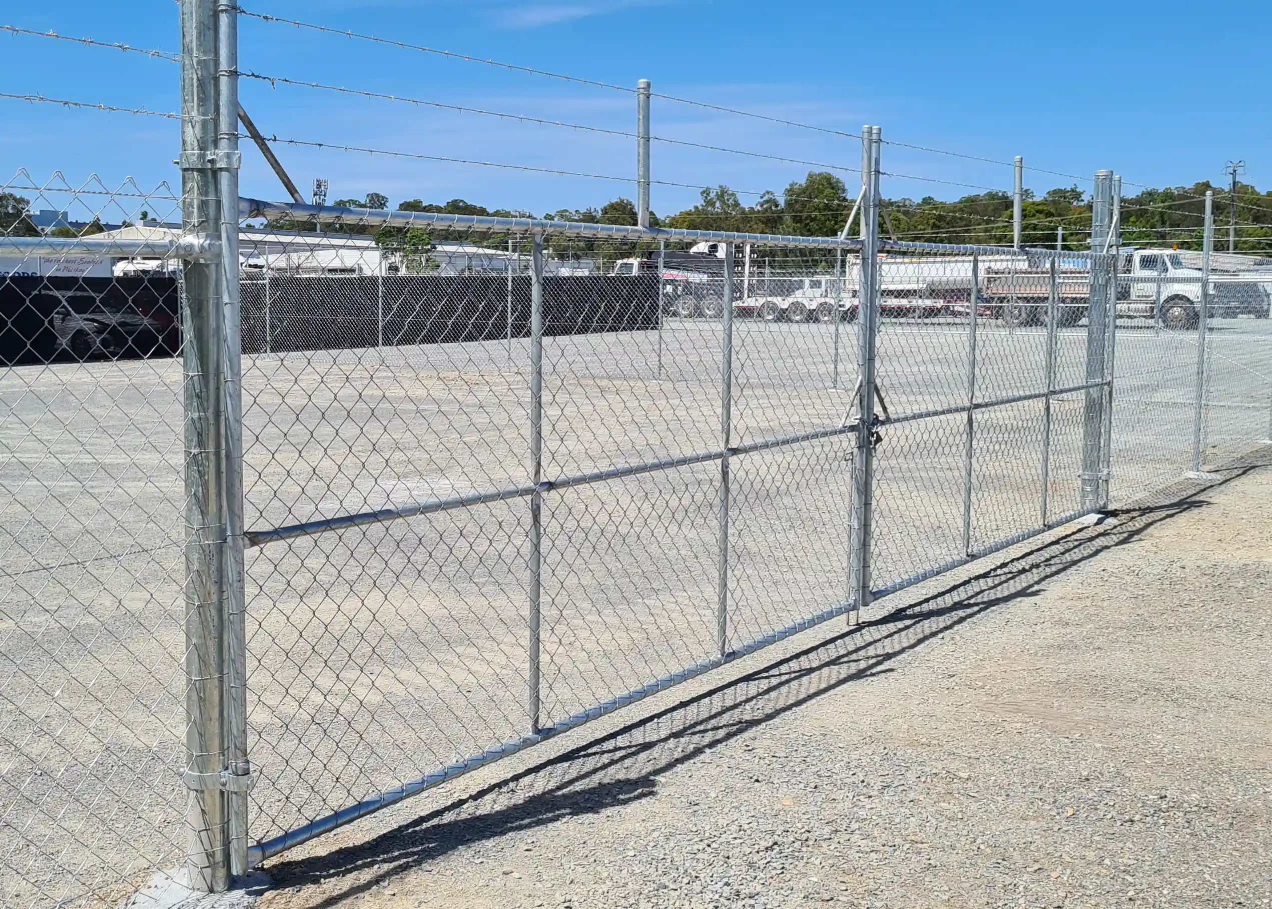 Chain Wire Gates & Commercial Gates